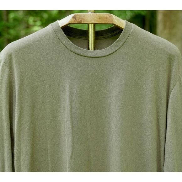 True Classic Men’s Army Green Long Sleeve T-Shirt - Picture 3 of 5